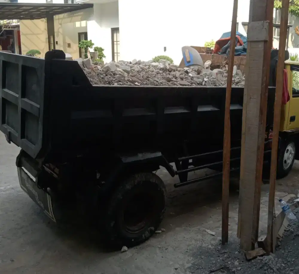 Jasa buang tanah dan sampah