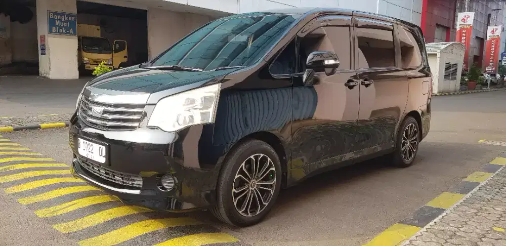 toyota nav 1 G matic