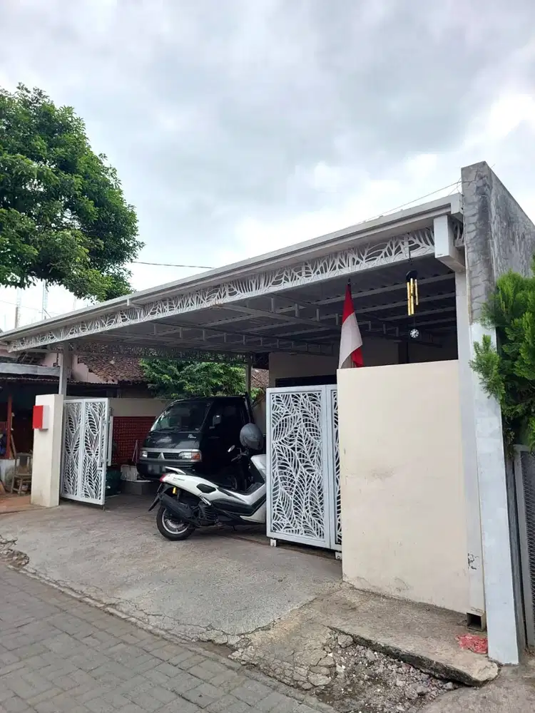 Rumah dan Workshop Strategis dekat Soto Kadipiro