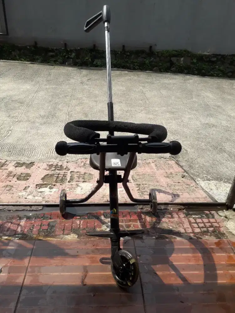 Jual kursi dorong Ezzy TROLLER bayi murah 150k