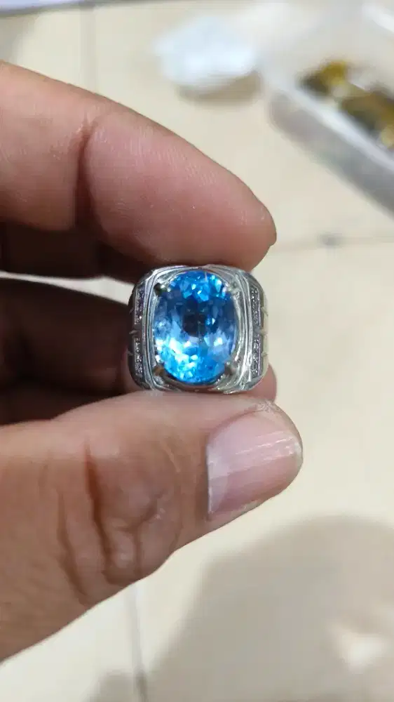 Natural blue topaz