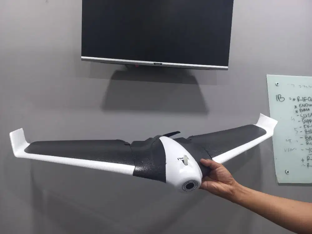 Drone parrot disco fpv second