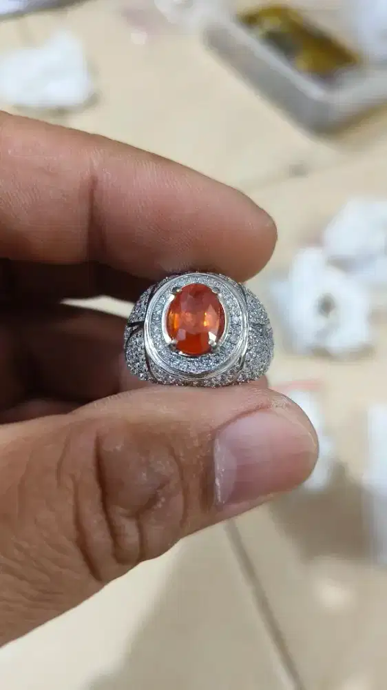 Natural orange saphhire