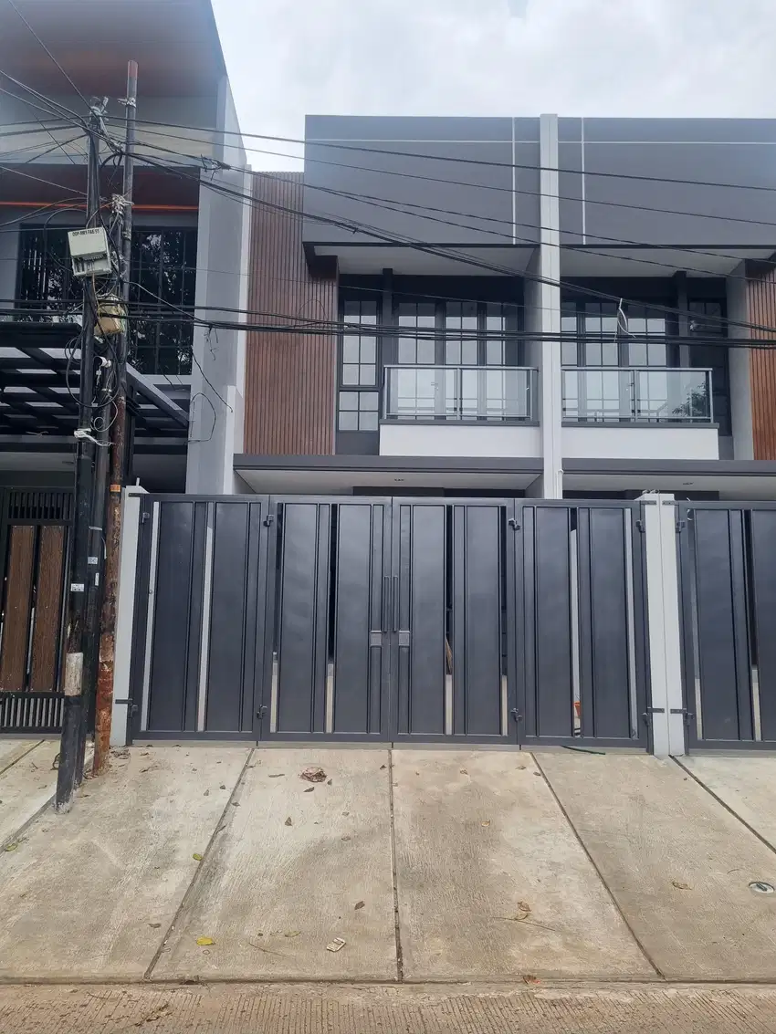 Wilson Rumah baru full bata merah uk 5x25 di meruya kav dki