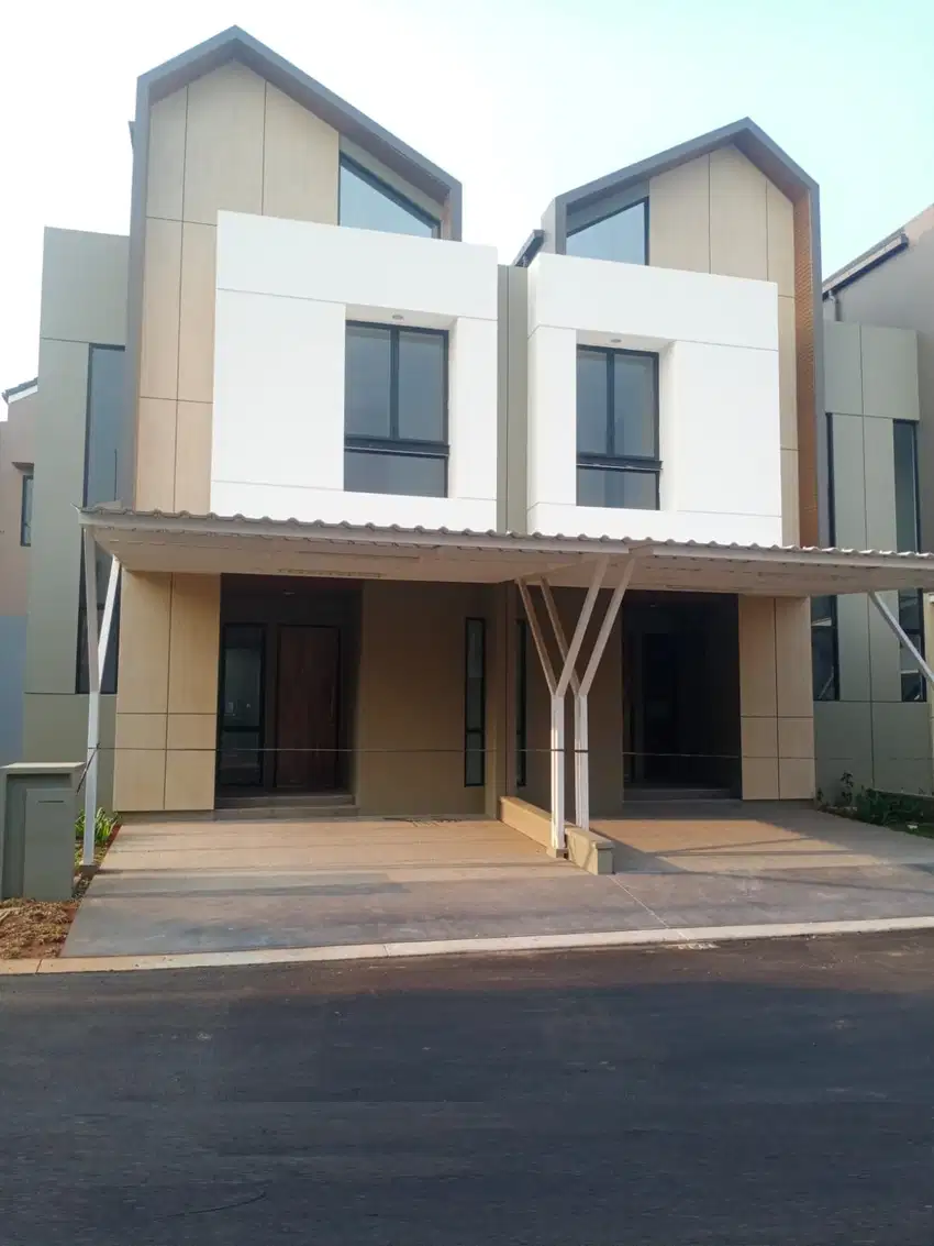 Rumah Murah 3 kamar Dijual Cepat di Suvarna Sutera AM-10903