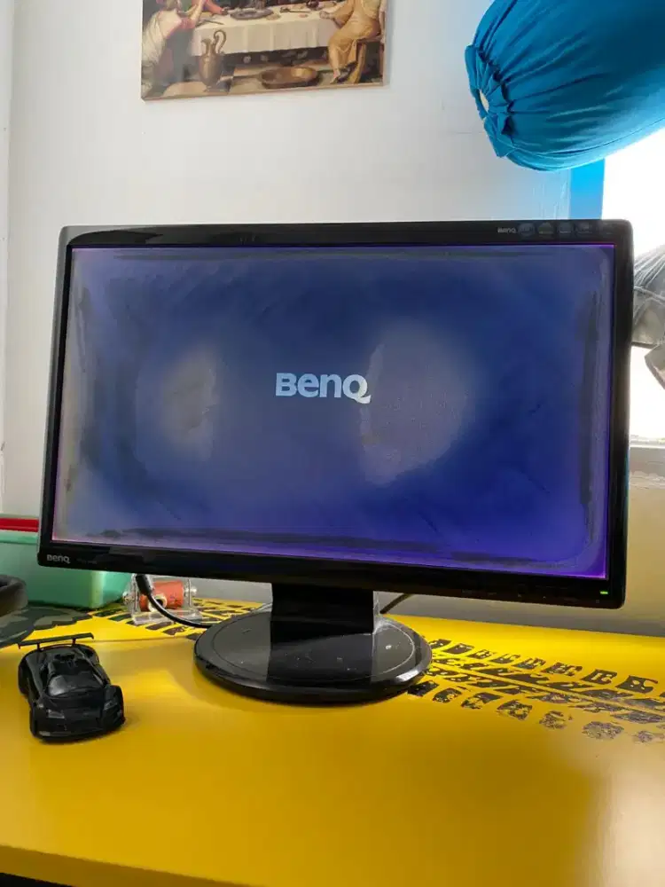 Layar Monitor LCD komputer bekas jual apa adanya