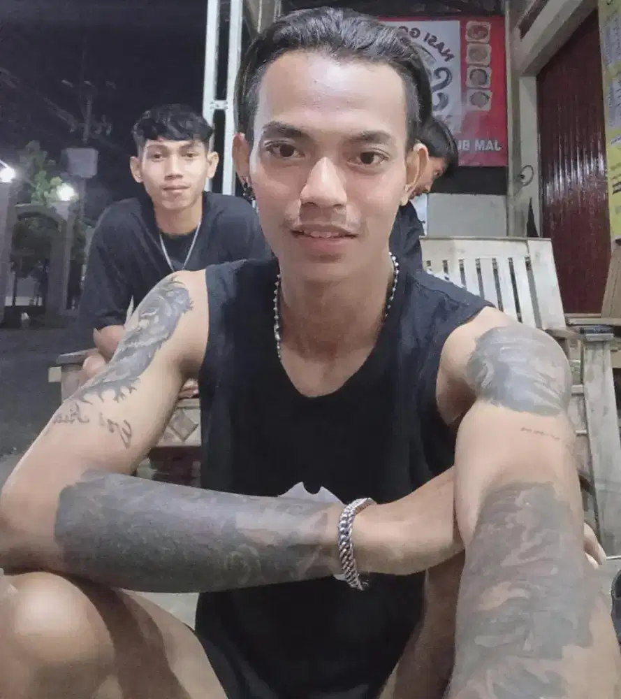 Mencari pekerjaan apa saja dan secepatnya