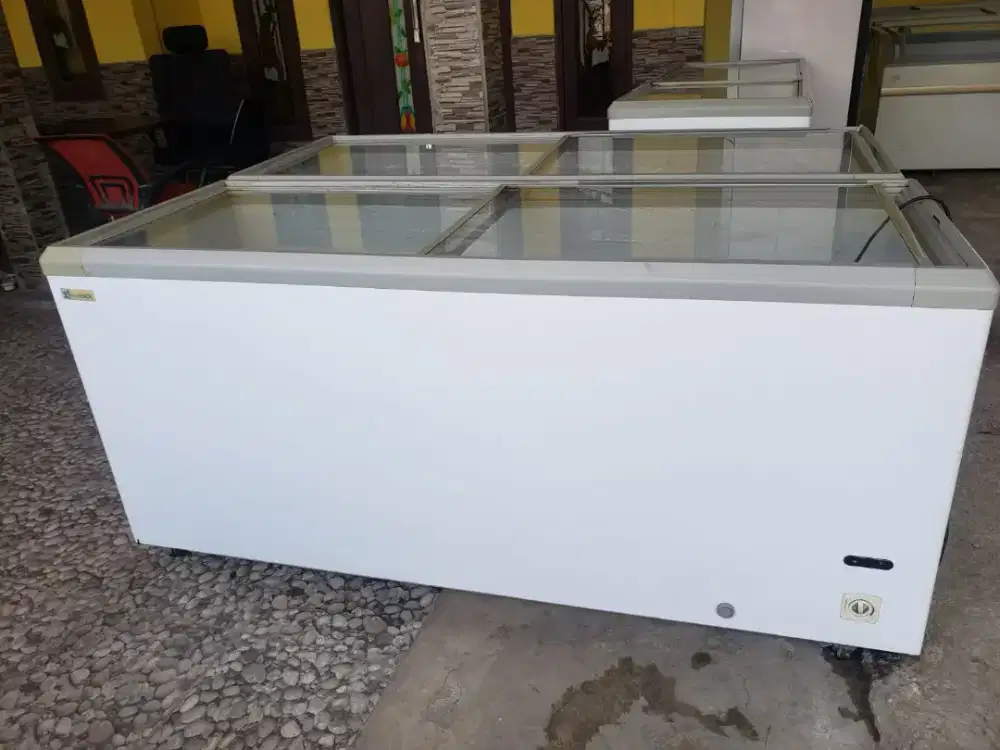 FREEZER DISPLAY SLEDING GLASS 650L (SECOND BERGARANSI)