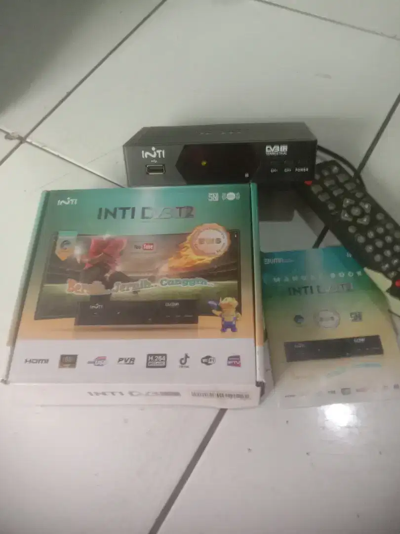 Di jual stb/set top box tv digital unit sesuai foto normal