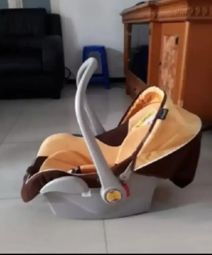 Kursi Bayi Travelling