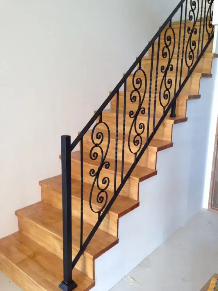 Bengkel las Lampung tralis kanopi pintu pagar gerbang tangga