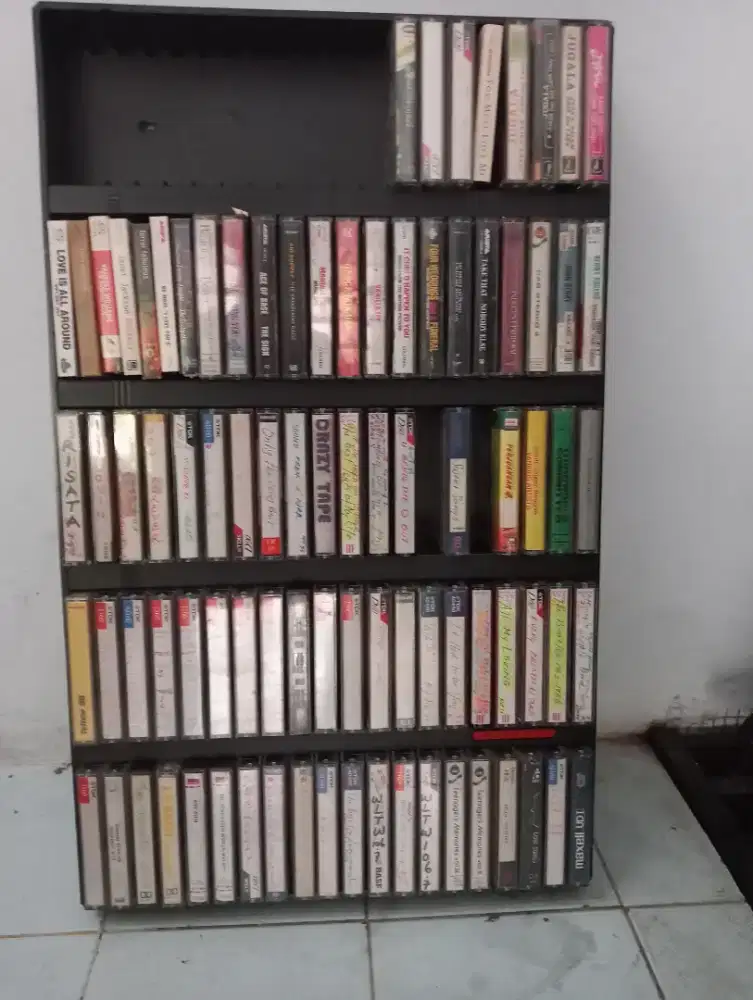 Kaset Pita Lintas Genre ( Koleksi)