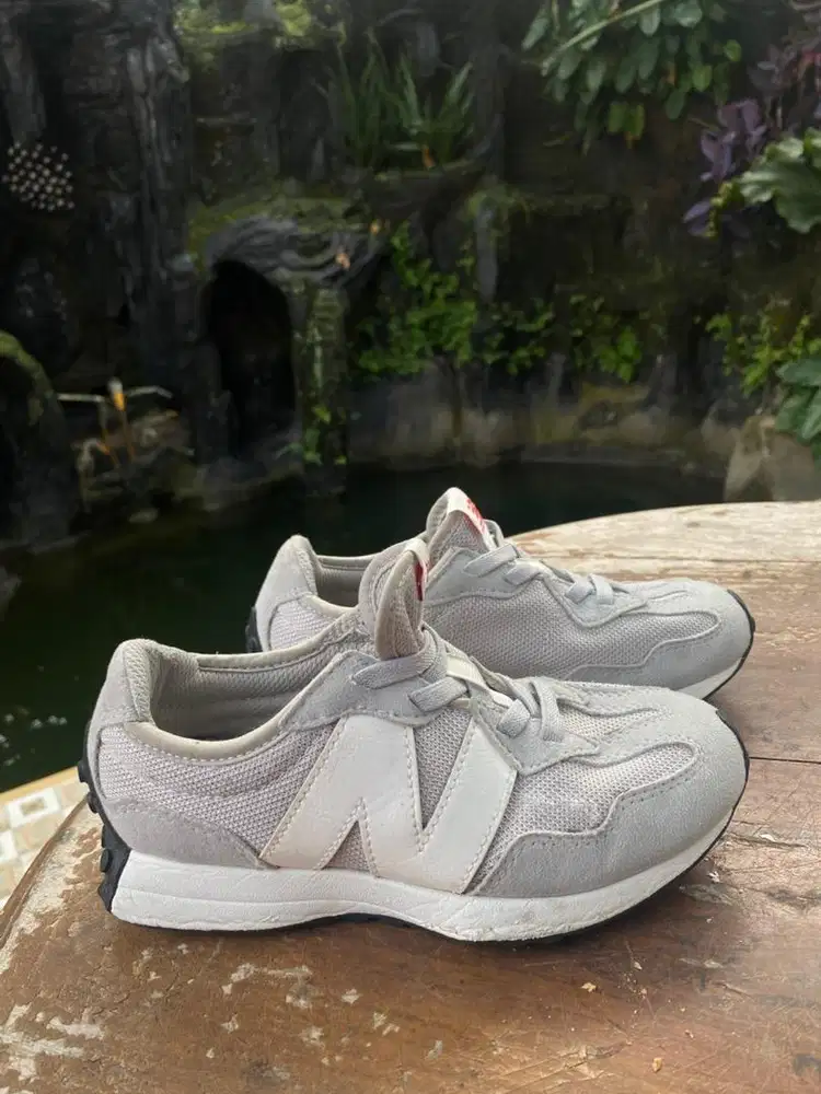 New Balance 327 Anak