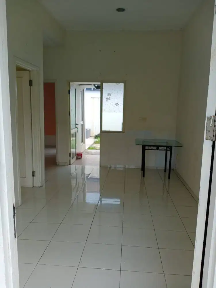 Di jual murah rumah di cluster dhana survarna pasar kemis tangerang