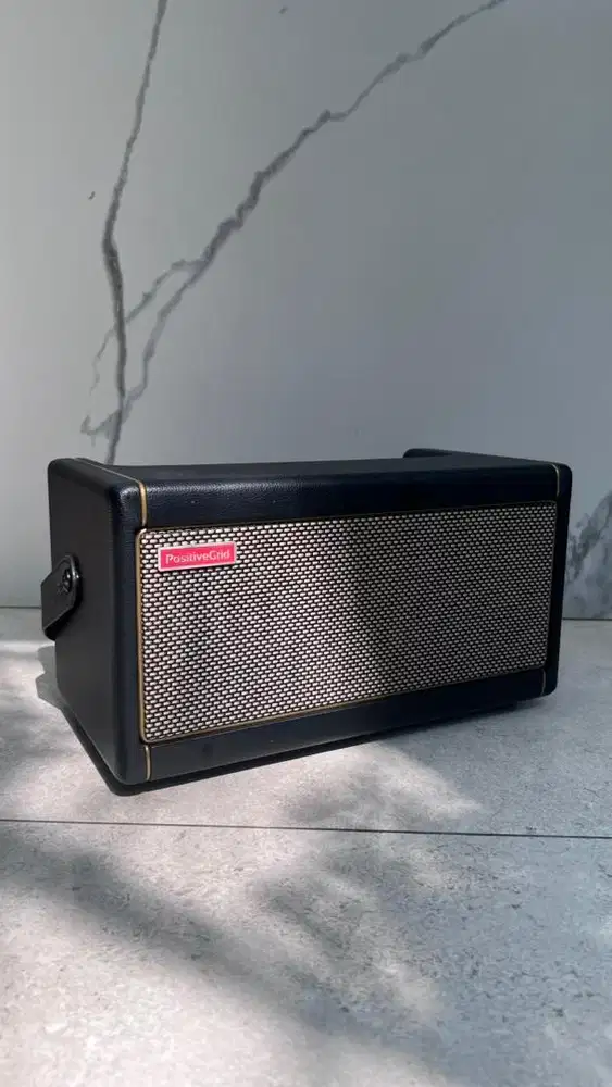 Spark 40 Smart Guitar Amplifier by Positive Grid