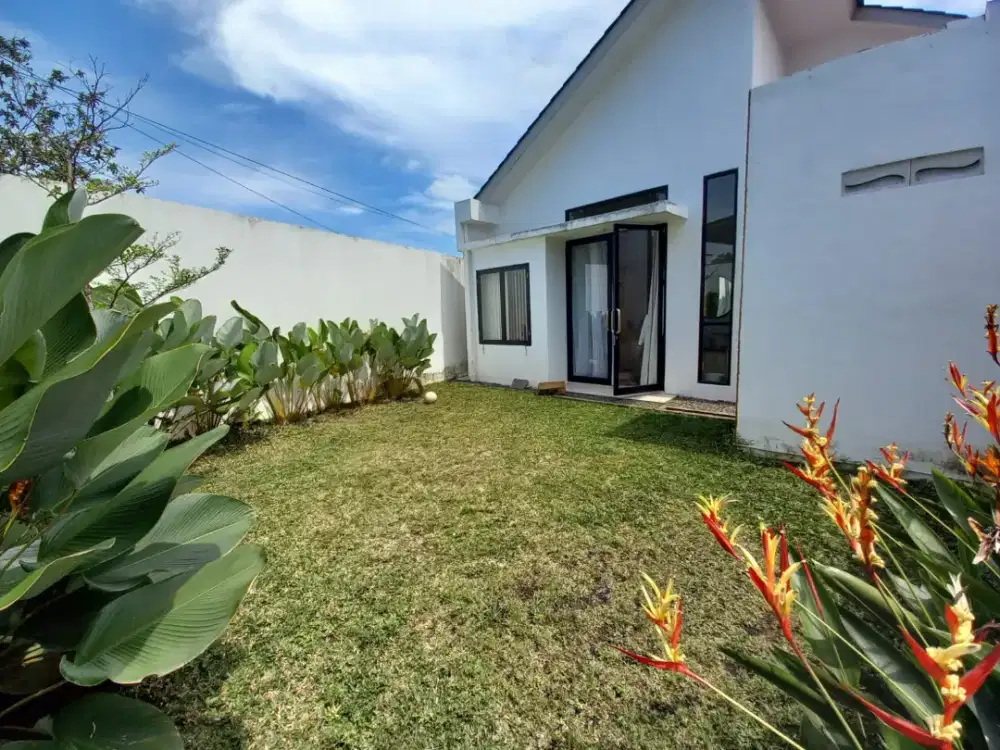 Disewakan bulanan Rumah estetik siap huni lokasi dekat ptc