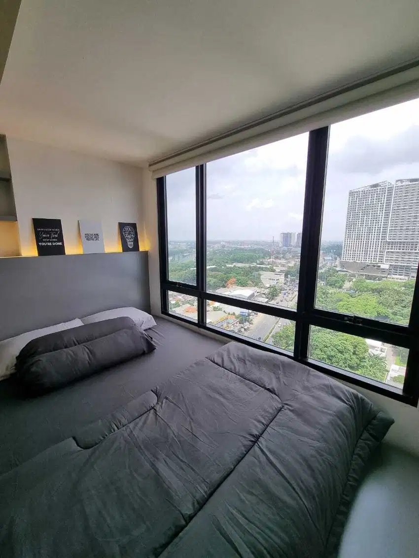 Jual Rugi Apartemen COllins Boulevard Furnish Dekat Gading Serpong