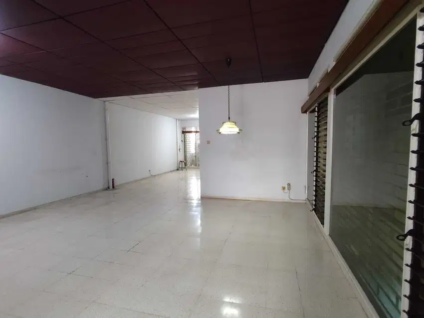 Sewa Ruko  Jl.Karanganyar Semarang Tengah – 10101