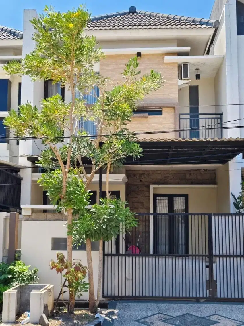 Rumah Siap Huni Lokasi Strategis di Bendul Merisi Surabaya Selatan
