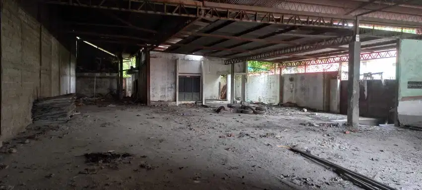 Dijual Gudang Lokasi Strategis di Jalan Utama Majapahit Semarang
