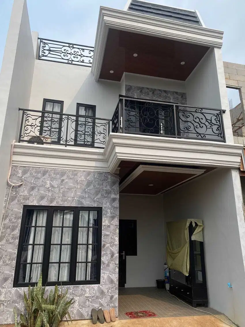 Dijual rumah mewah Clasik eropa 900jutaaan exit tol cibubur & Lrt