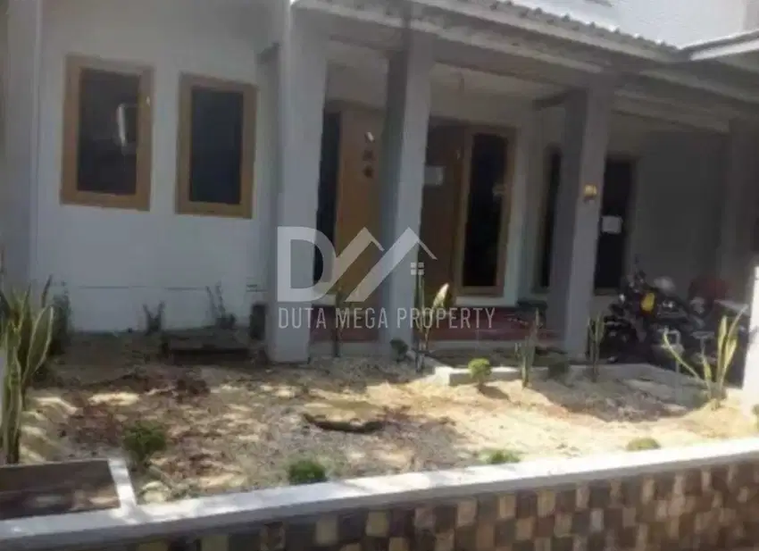 Dijual Capat Rumah Rapi dekat pintu toll di Graha Raya