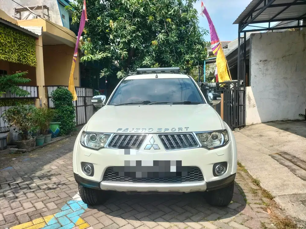 Pajero Exceed 2011,full ori.low km,pjk baru.nyacat kualat, buktikan