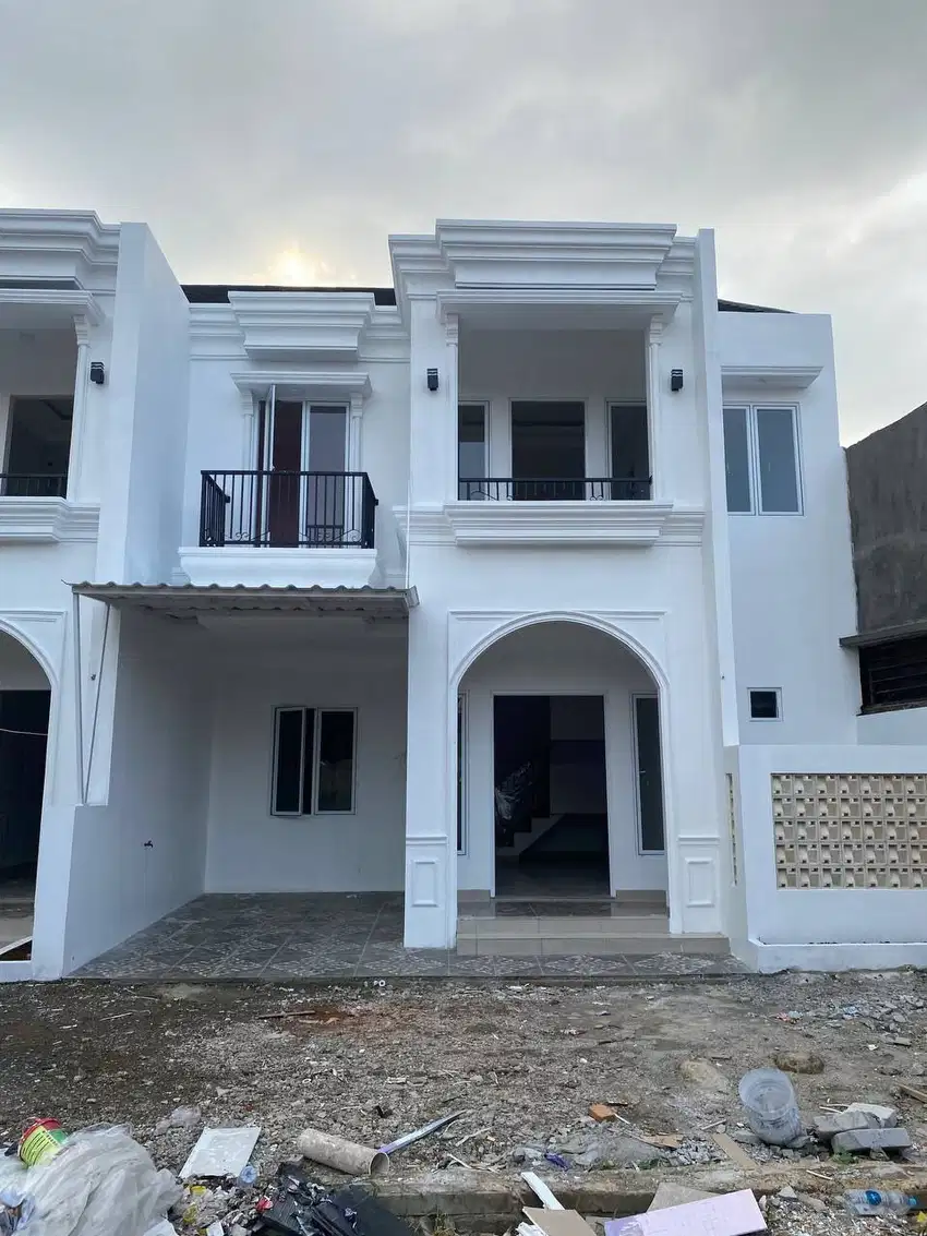 DIJUAL RUMAH 2 LANTAI KALIMULYA FREE CICILAN 2 TAHUN