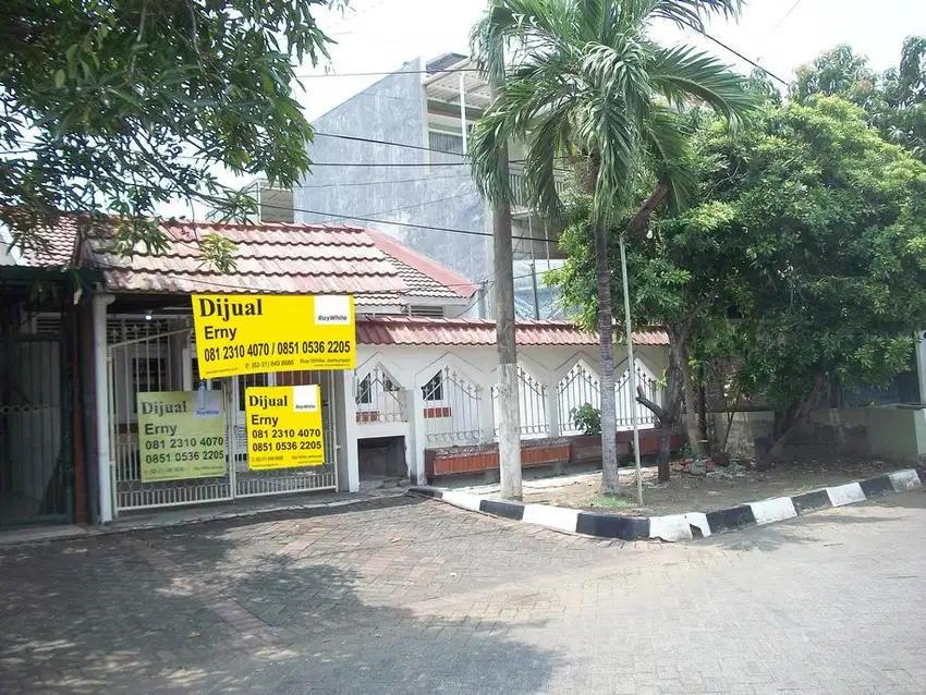 Rumah di Darmo Sentosa Raya - Surabaya Barat