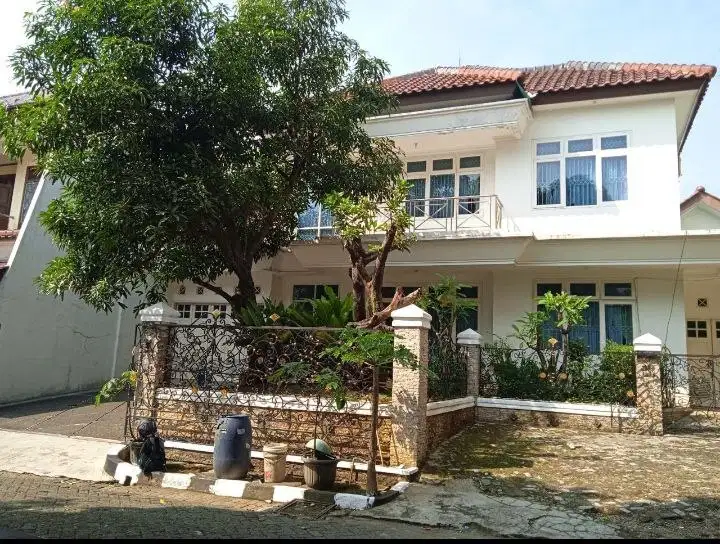Rumah Besar Strategis Di Pajajaran Bogor