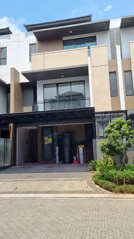 Di Jual Rumah Kiyomi Zora .BSD tangerang