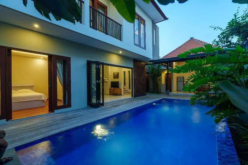 Modern Villa Bumbak Umalas