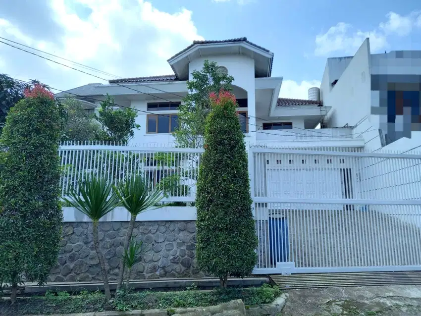 Rumah Mewah Setiabudi Regency Bandung Utara Siap Huni.