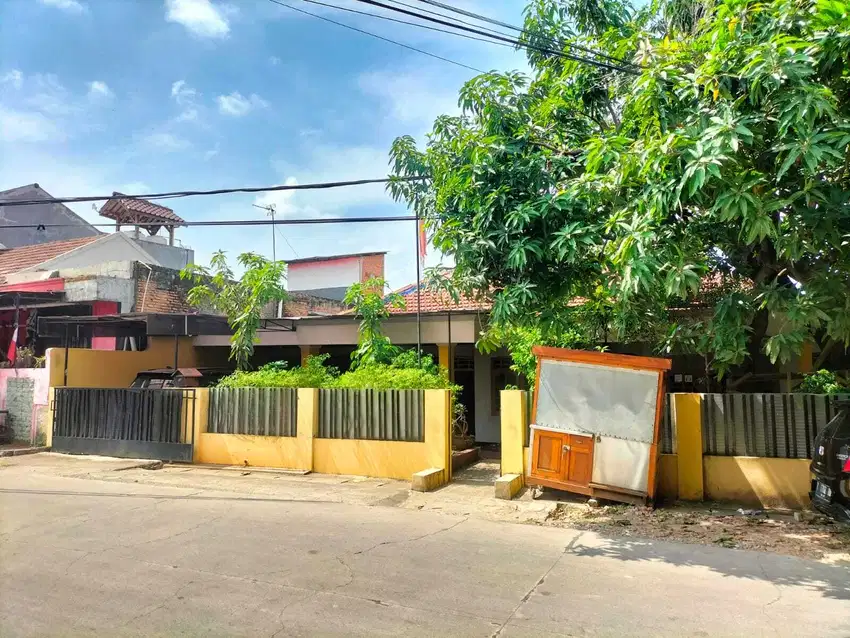 Rumah Oemah Kost Tengah Kota Karawang (GOR Panatayuda)