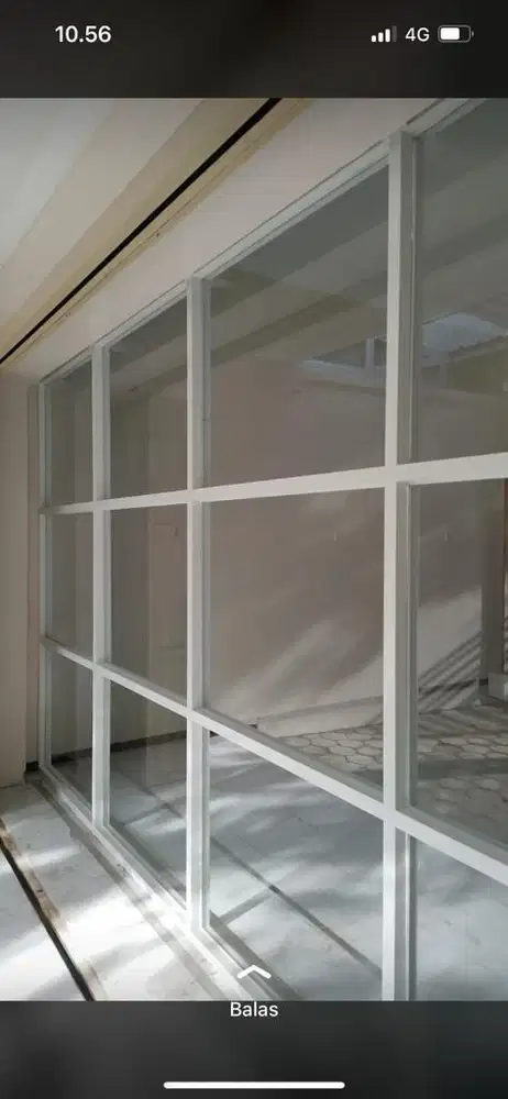 Jendela ( kaca mati)