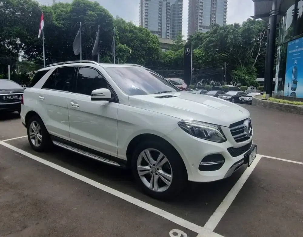 MERCEDEZ BENZ GLE 400 4 MATIC TH 2016 Pemakaian 2017