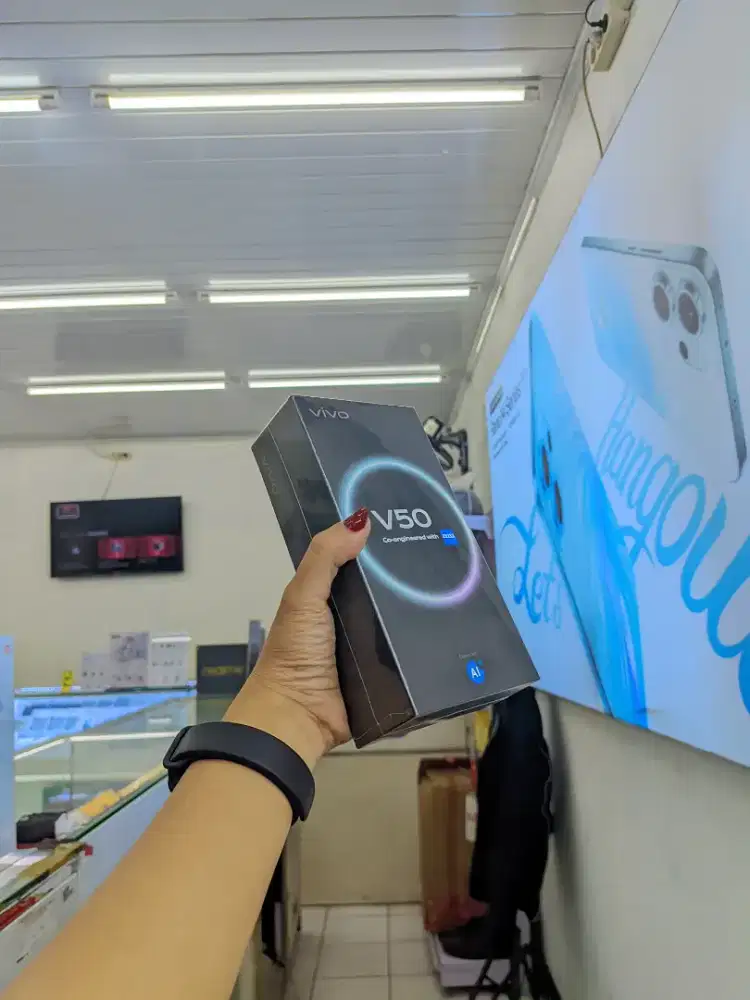 TURUN HARGA ‼️VIVO V50 5G 12+12/256GB-BARANG BQRU GARANSI RESMI