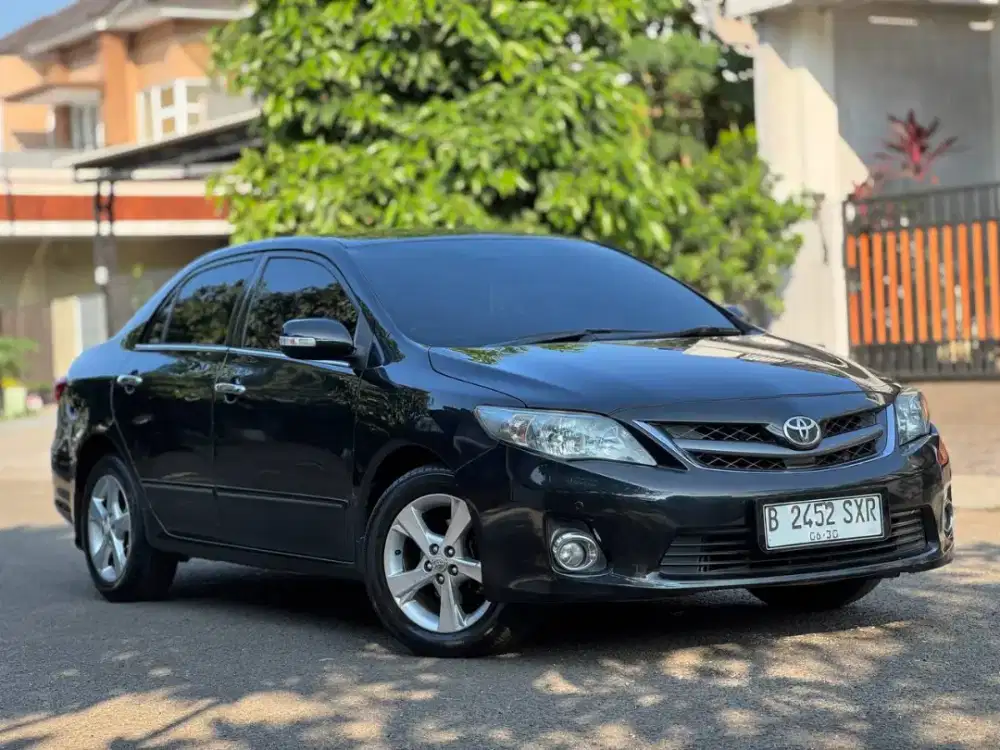 Full Facelift! Toyota Corolla Altis 2.0 V AT 2012 Hitam Metalik City
