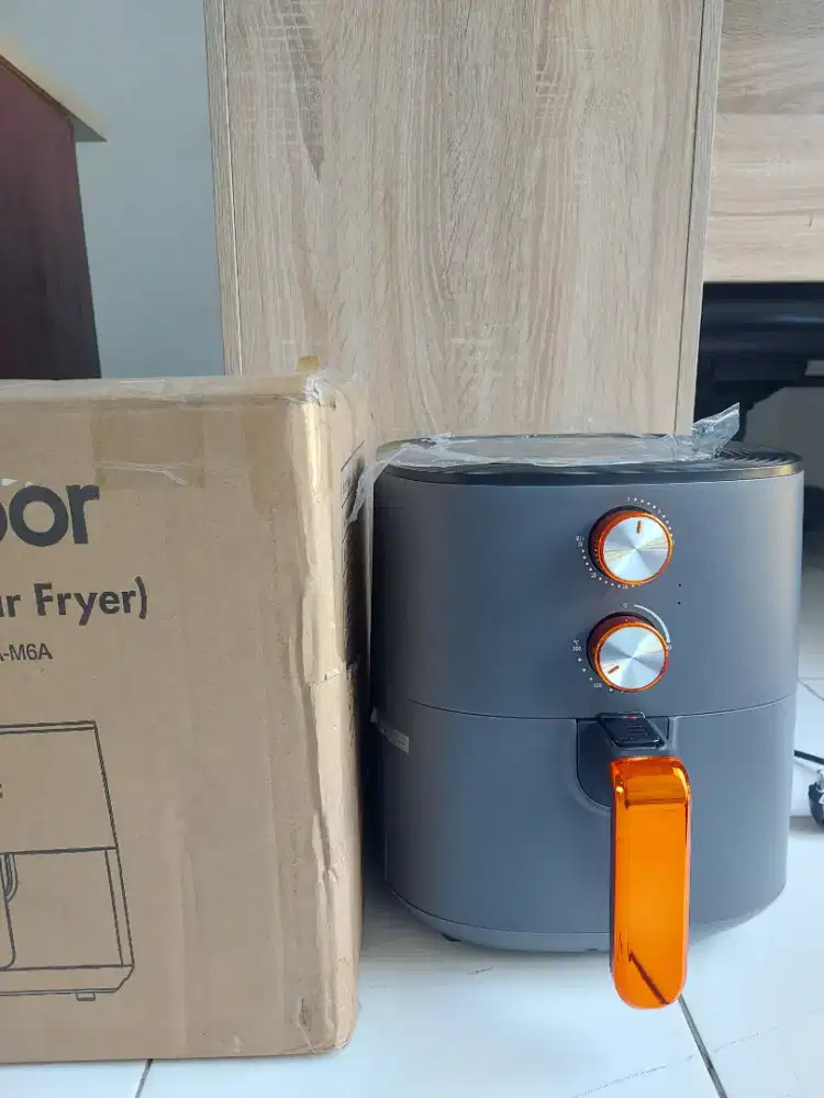 AIR fryer Merk Gaabor masih baru