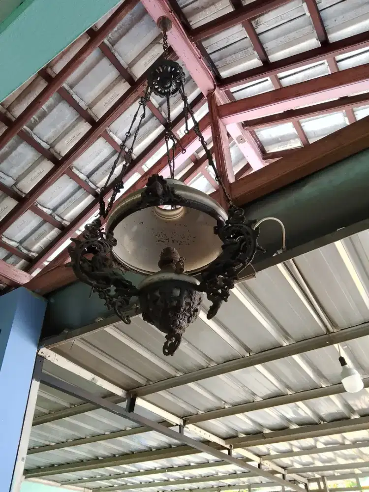 Lampu gantung model betawi