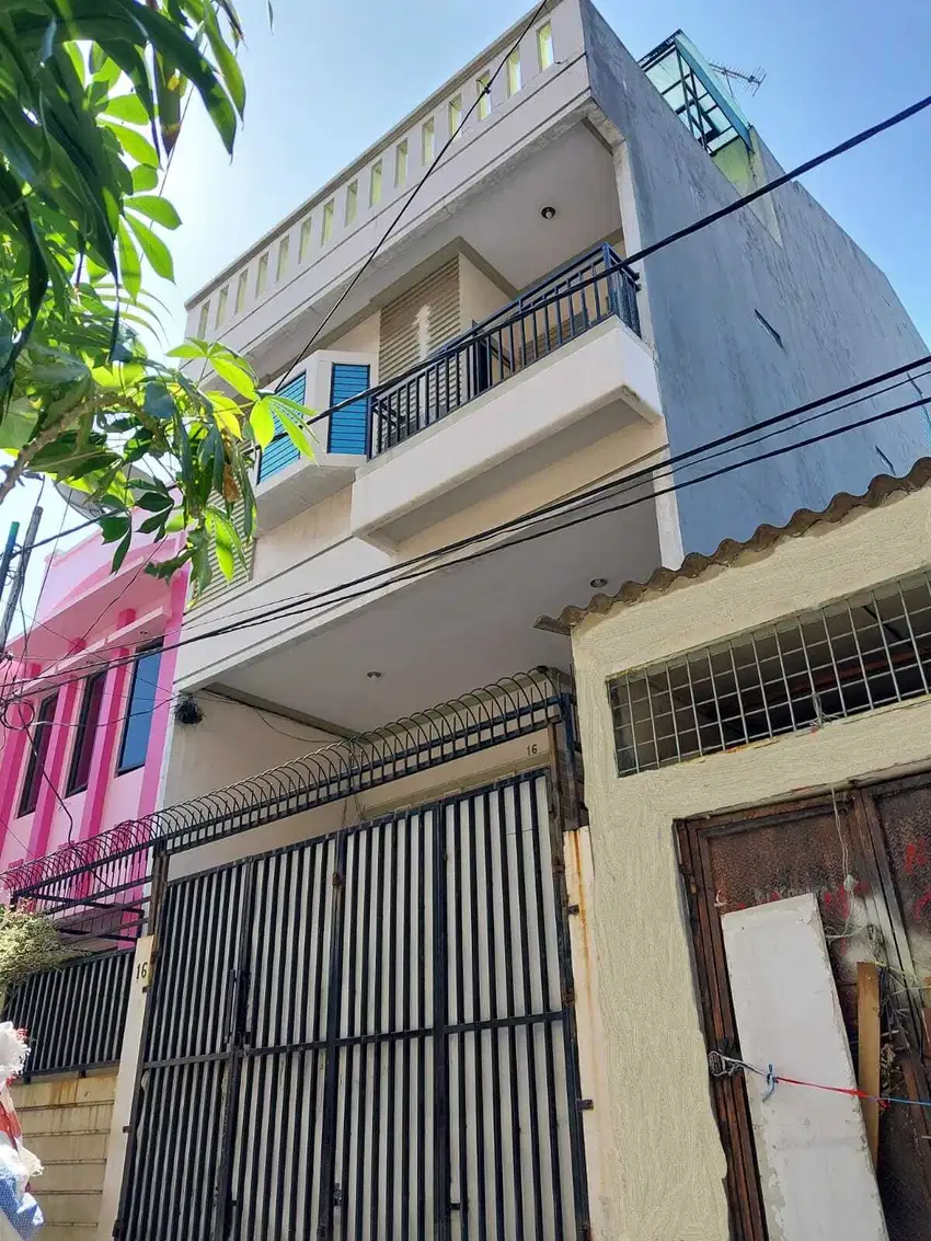 Rumah Pademangan  dekat prj, 3 lt Lt 6x17, Cocok Buat Konveksi, Kosan