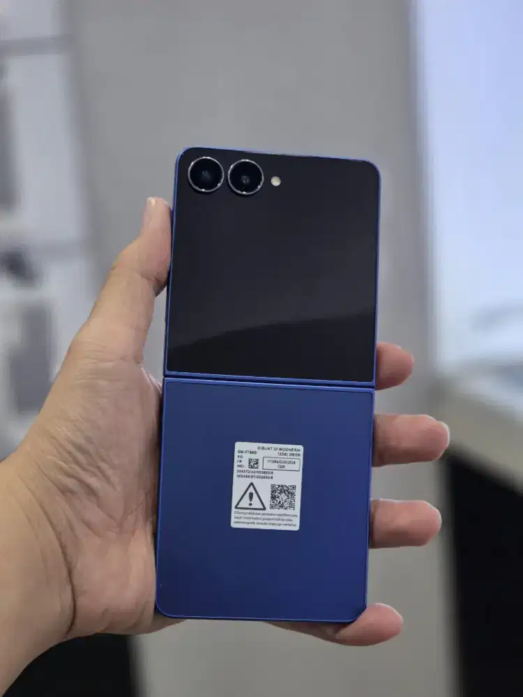 Galaxy Z Flip7 Free Galaxy Fit3