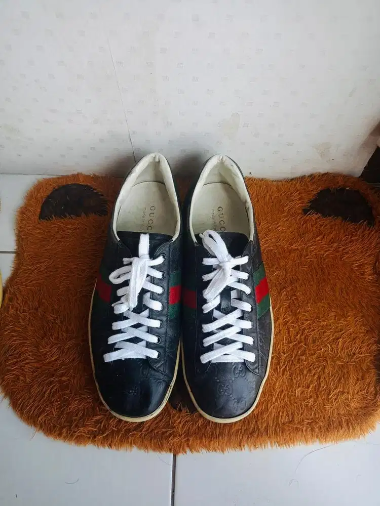 Sepatu Gucci , Prada & Everbest