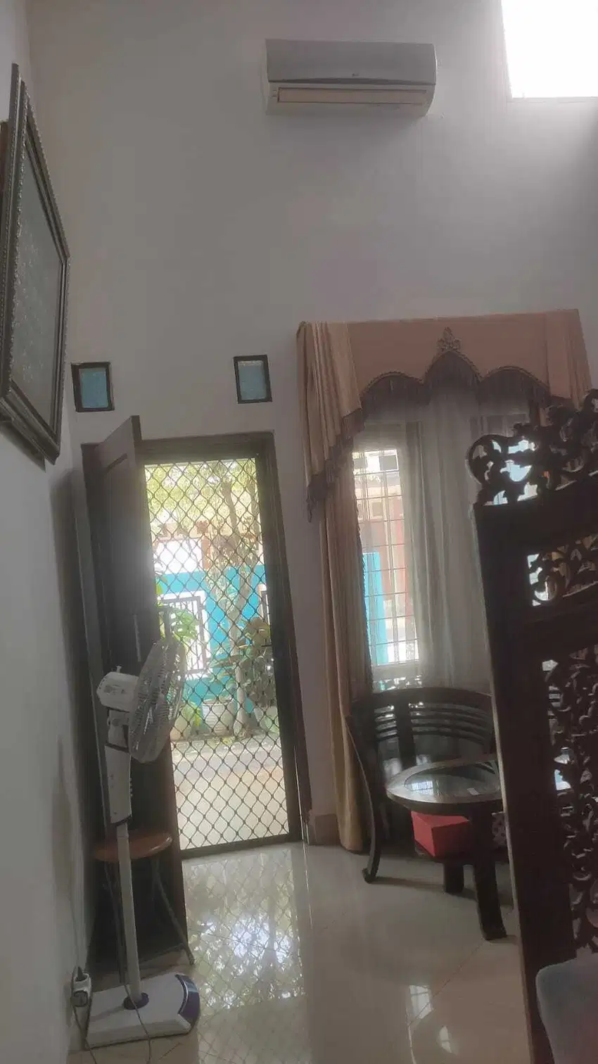 Rumah Asri Bagus 1,5 Lantai di Komplek Pesona Alam Jagakarsa 1