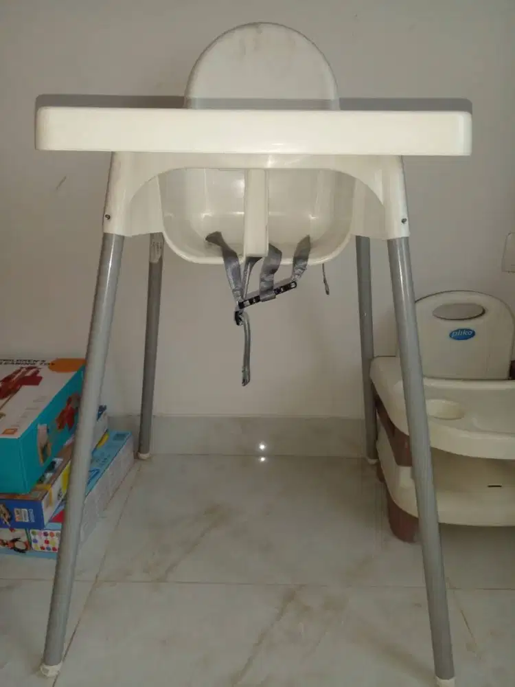 Kursi Makan Bayi Tinggi Minimalis IKEA