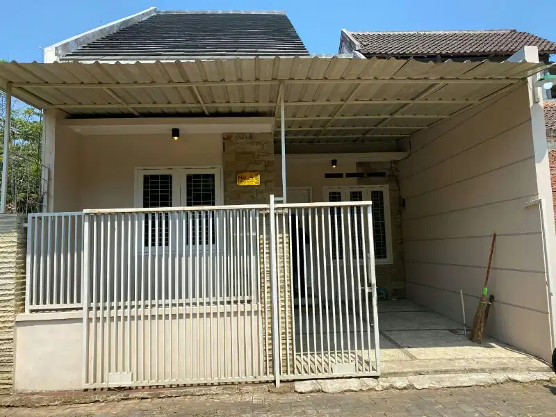 Rumah Teluk Bayur Blimbing Kota Malang