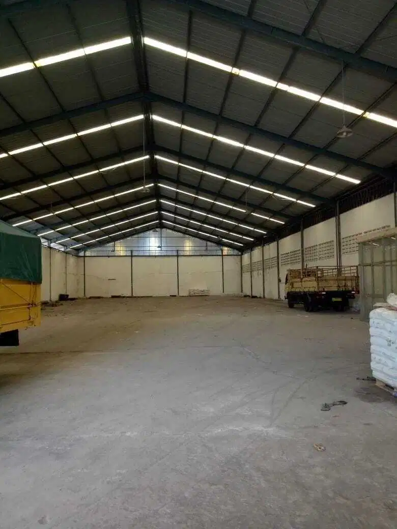 Dijual di Gudang  Jl. Kepatihan Industri  Benowo - Gresik