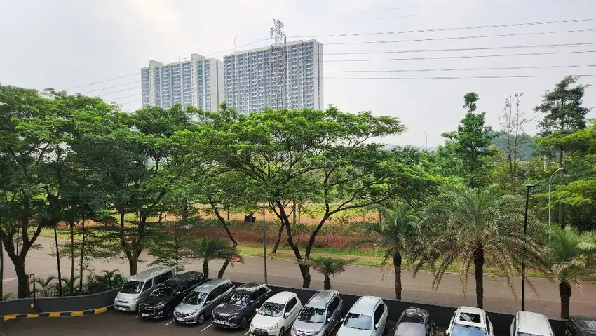 Unit Loft ada Mezzanine view botanical garden di Casa de Parco BSD