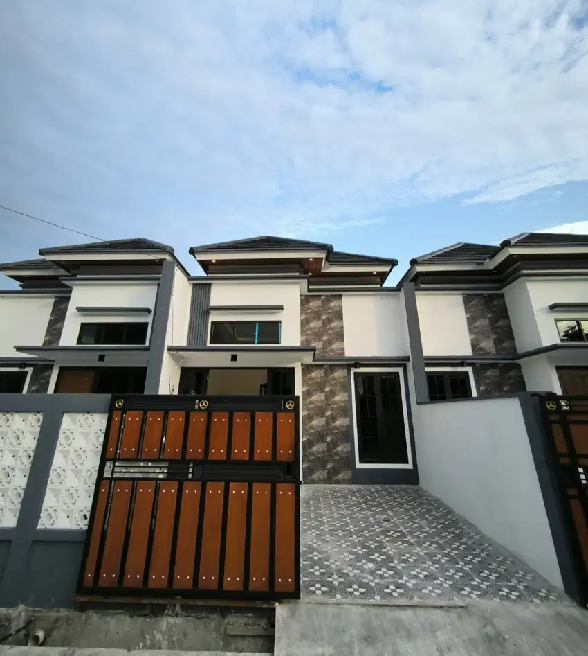 Rumah Hook 7x10 di Rungkut Dekat Kampus Negri Surabaya