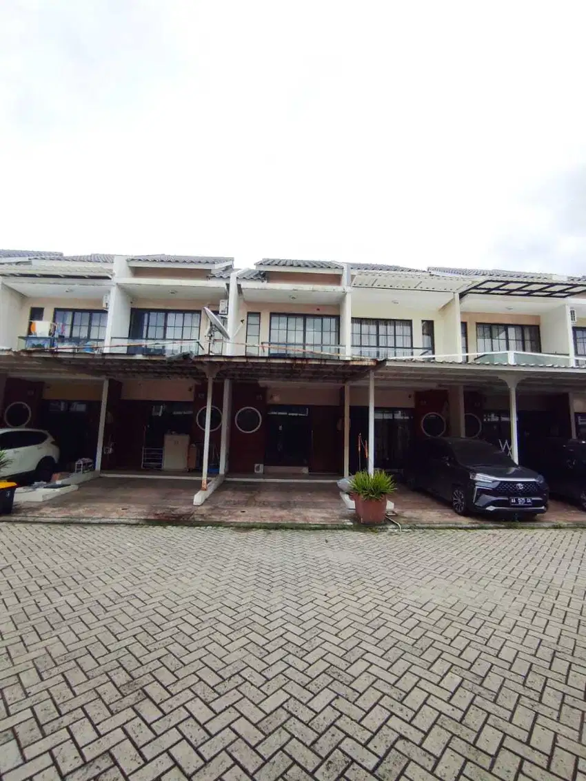 Dijual Murah Rumah  Green lake City Jakarta Barat